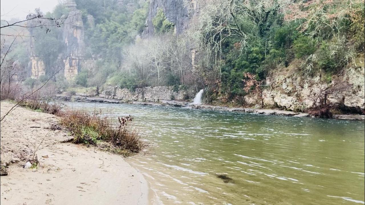 Gites Des Falaises De La Beaume Labeaume Exterior foto
